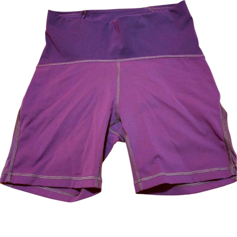 Lululemon Luxtreme Leggings Shorts High Rise Purple  Size 6 Stretch